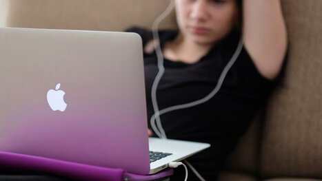 Why Most Free Sex Chat Websites Suck [And 1 that doesn't]